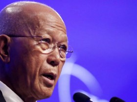 中非鱼船相撞竟让非国的排华事件幕后党派的内裤也扒出来!