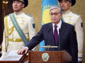 中国与哈萨克斯坦哪个富双方缔造铁一般的合作关系！威武！