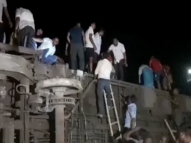 印度火车相撞事故原因竟然与美国铁轨殊途同归!