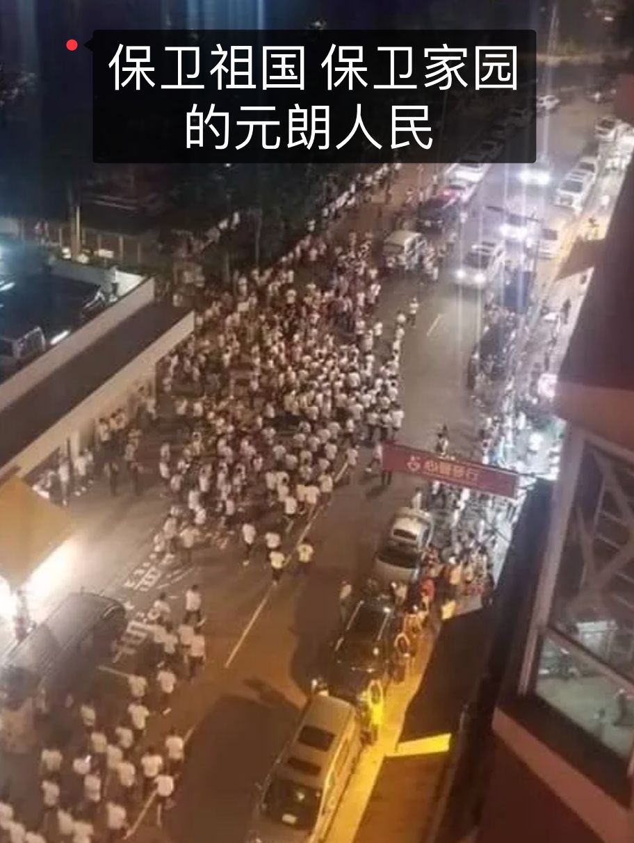 香港有多少人支持港独看他们当街被揍就知情况不妙！