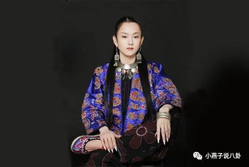 杨丽萍回应争议言论过于偏激被网友怼活该无儿无女！